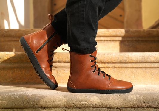 AYLLA BAREFOOT HIGH TOP CHIRI WINTER WOMENS - BROWN