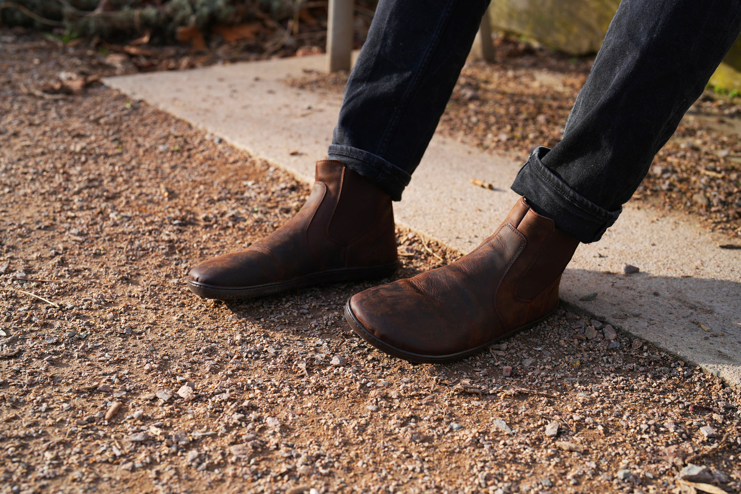 AYLLA BAREFOOT CHELSEA UMA MENS - BROWN